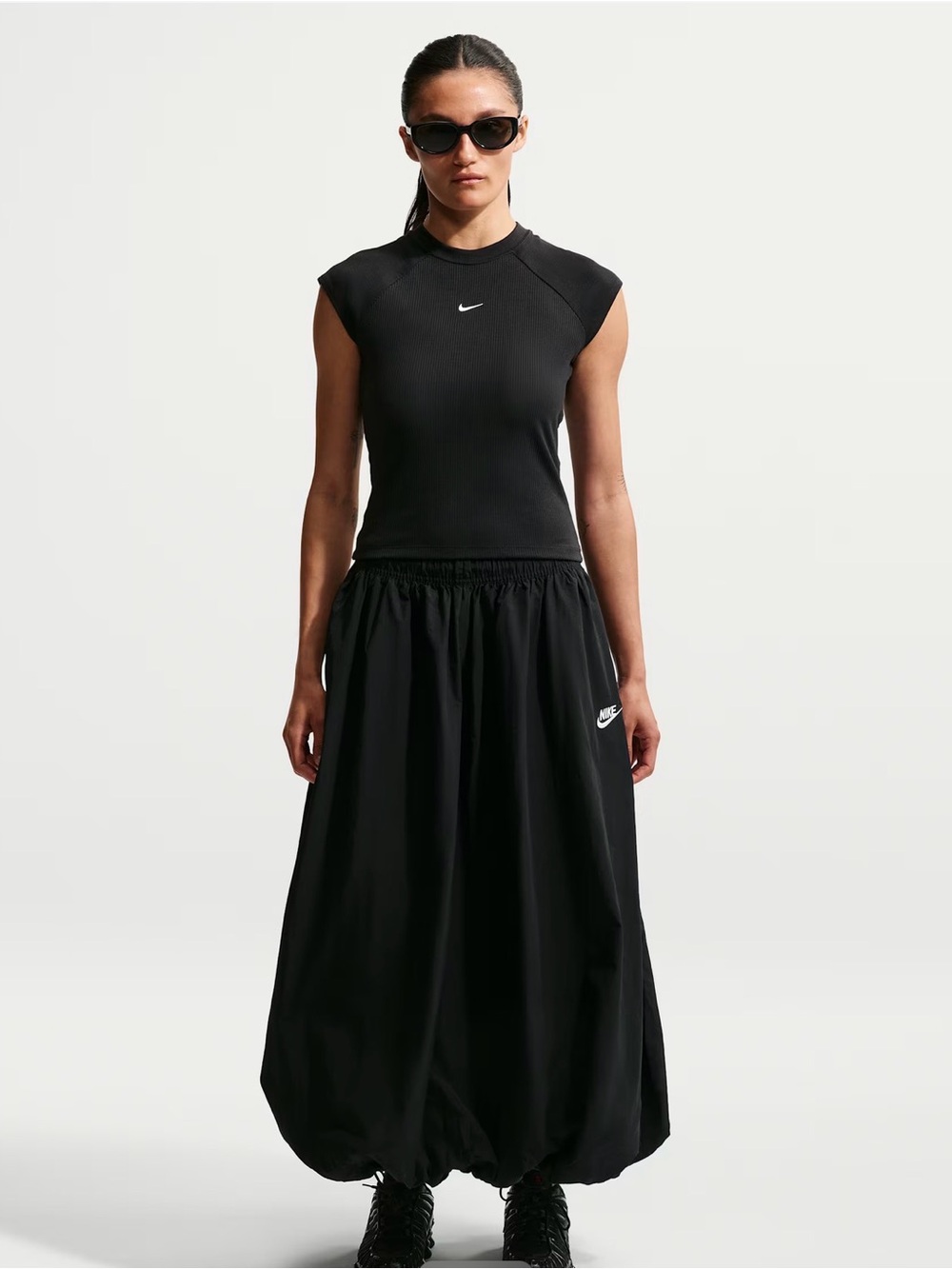 Nike Sportswear Windrunner Bubble Hem Midi Skirt Black XS
